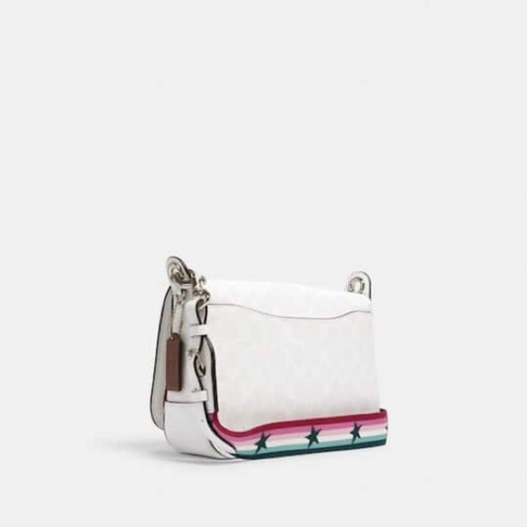 Coach Marvel Jes Messenger In Signature Canvas With Patches. - Picture 3 of 10